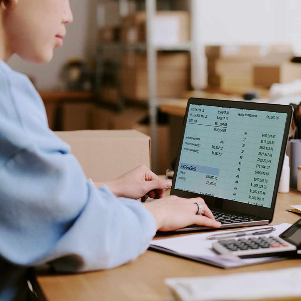 Vendor and invoice management